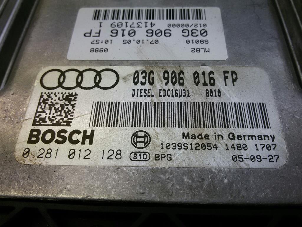 Audi A4 8E B7 BJ-2005 Steuergerät Motor 03G906016FP Bosch 0281012128