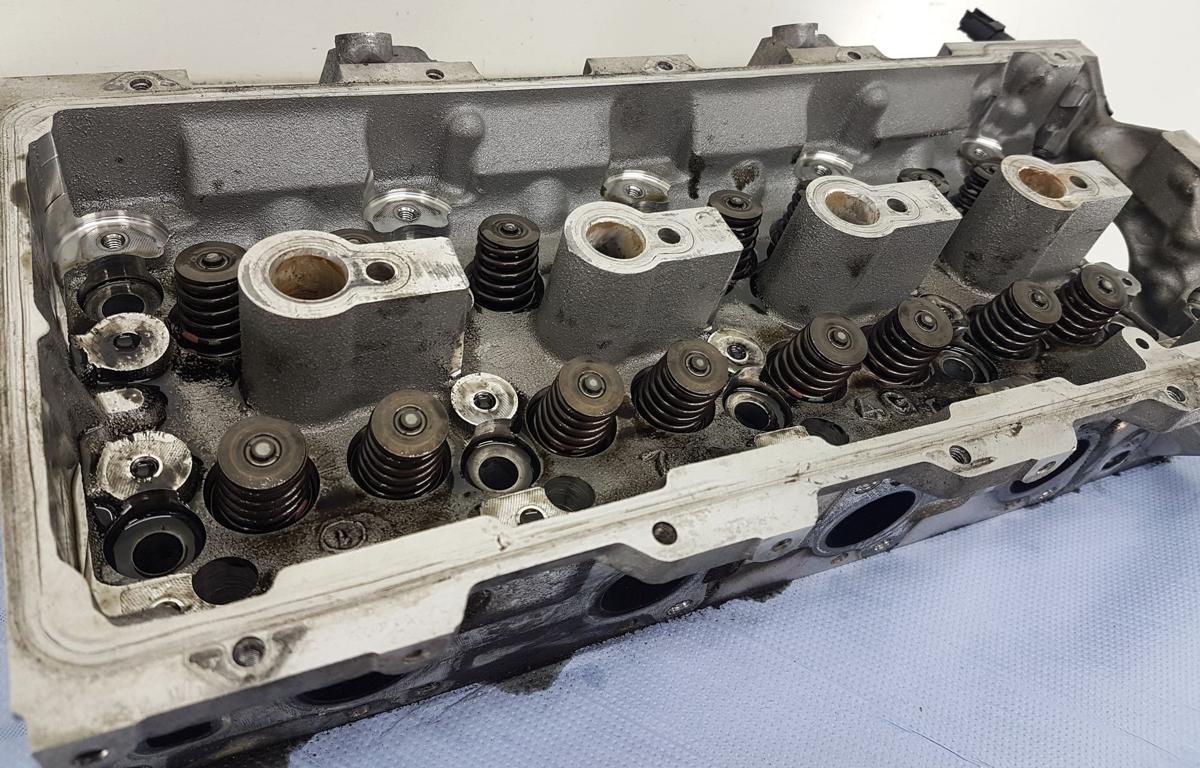 Mercedes S Klasse W220 Zylinderkopf rechts A6280101420 Bj2003 4,0CDI V8 184kw