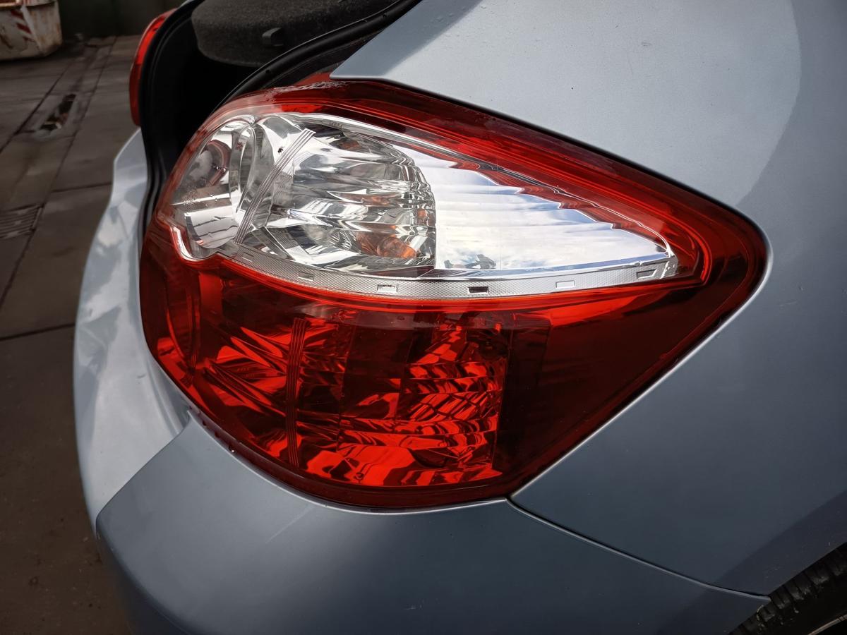 Toyota Auris E15 original R&uuml;ckleuchte rechts Heckschlusslicht Facelift Bj 2011