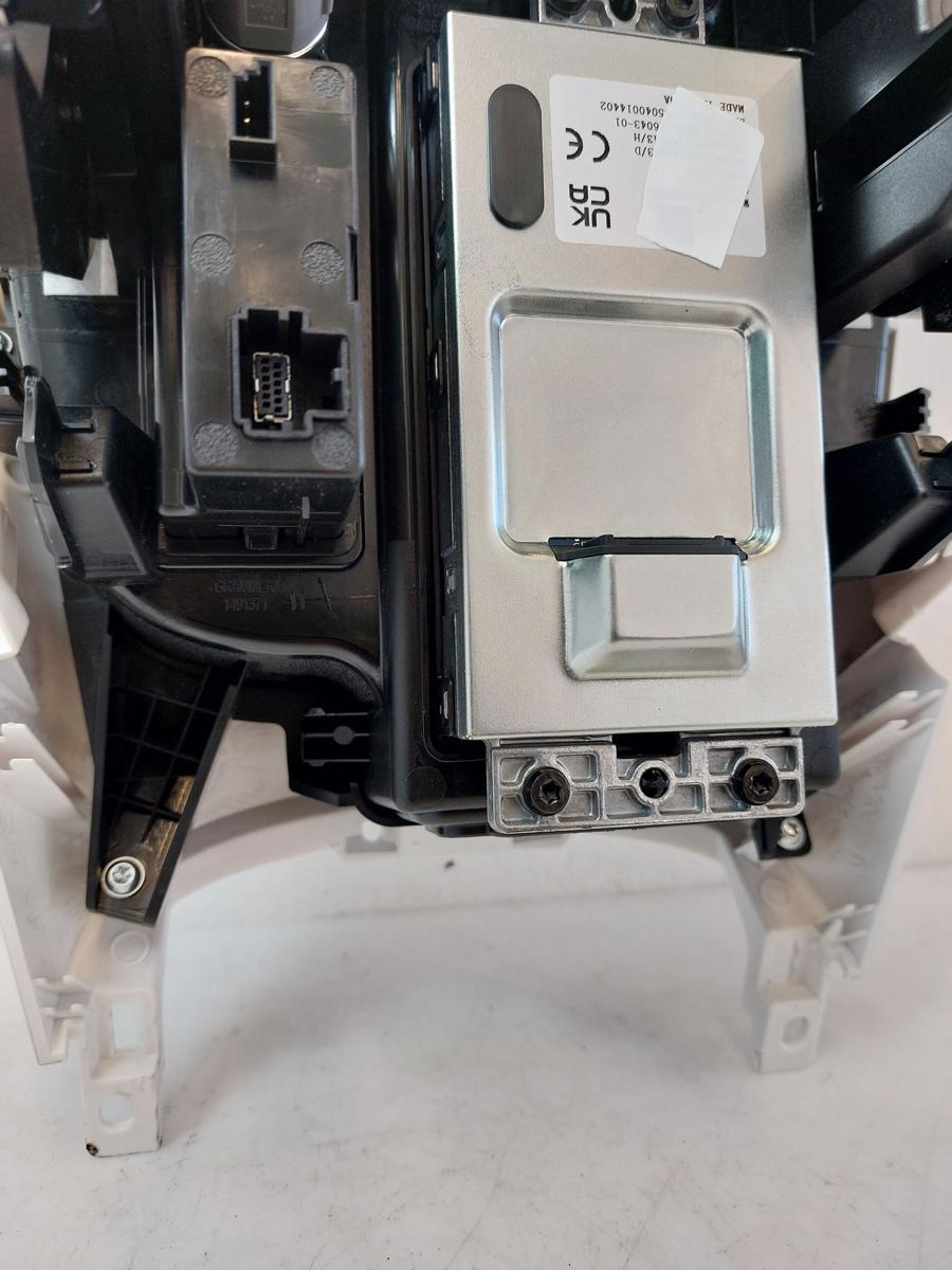 Smart #1 HX11 Pulse Luftdüsen Luftduschen mitte induktives Laden USB Anschluss