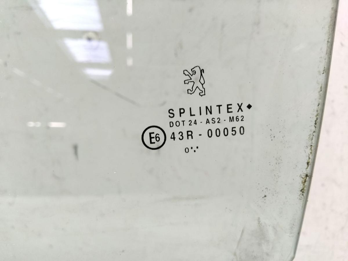 Peugeot 206 CC Cabrio original T&uuml;rscheibe links gr&uuml;ncolor BJ2000