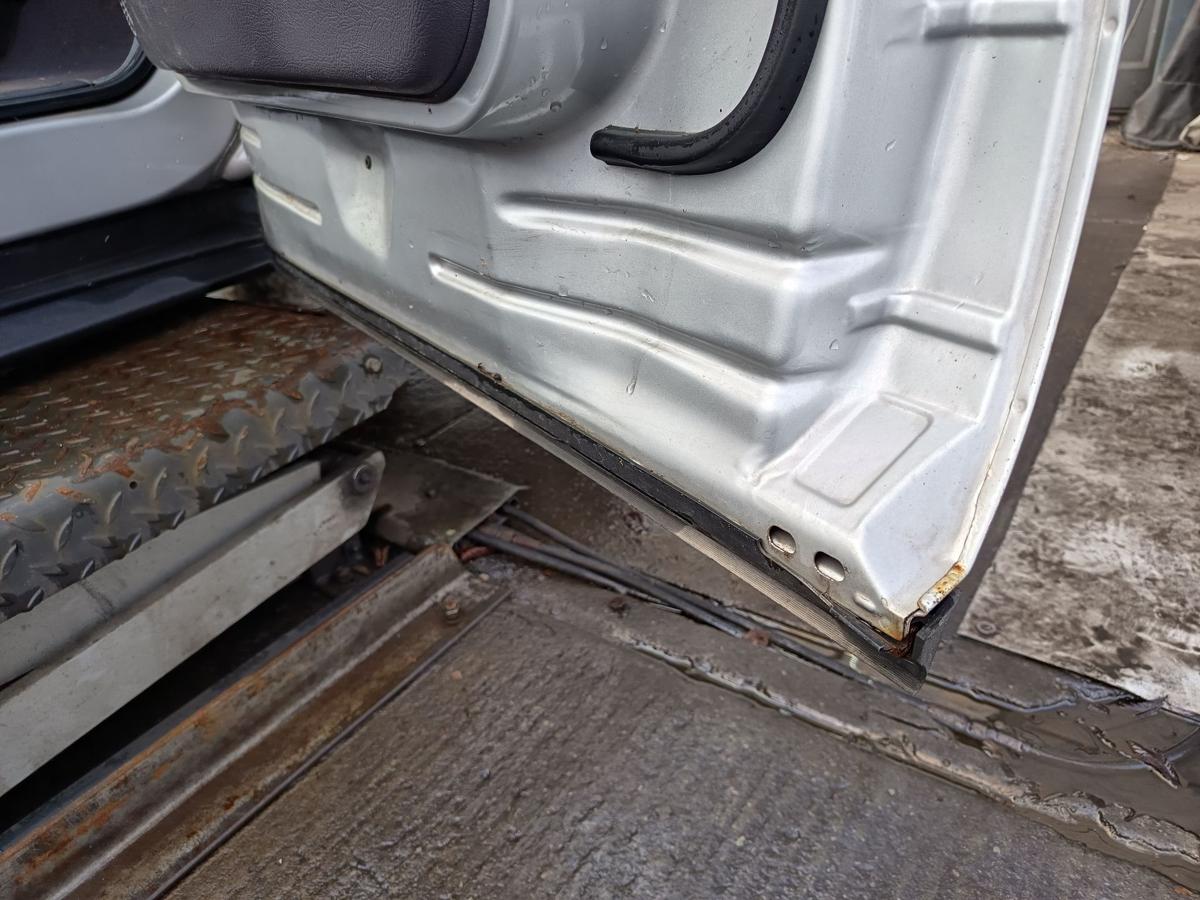 Mercedes W168 Mopf original T&uuml;r vorn rechts Beifahrer Rost 761 Polarsilber Bj 01