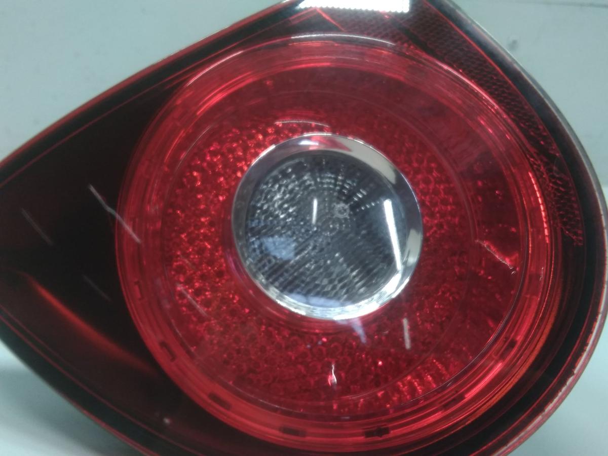 VW Golf 5 1K orig.Rückleuchte Heckleuchte innen rechts Fließheck BJ2008 dunkel