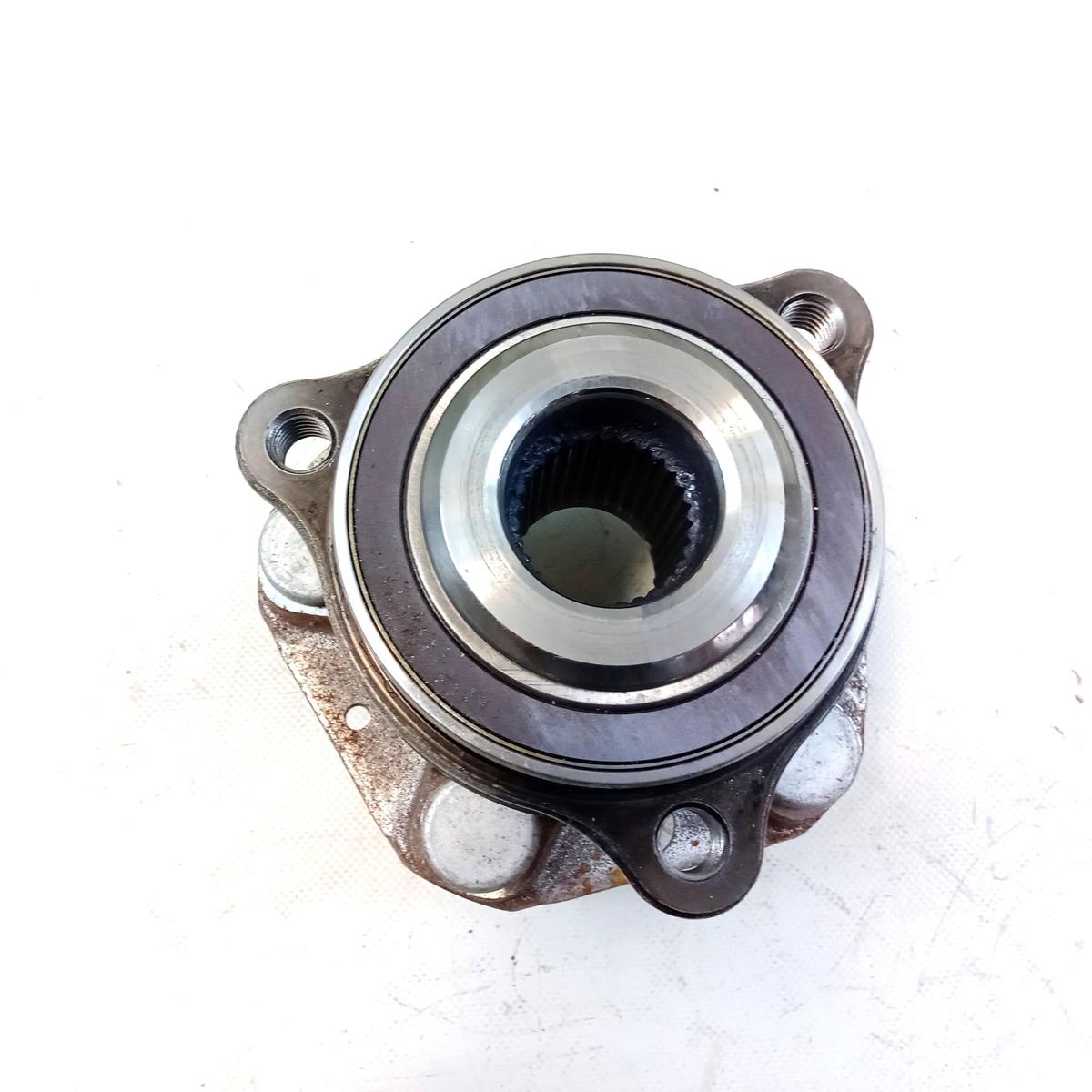 Tesla Model 3 original Radnabe mit Radlager hinten 1044123-00-B Bj.2022