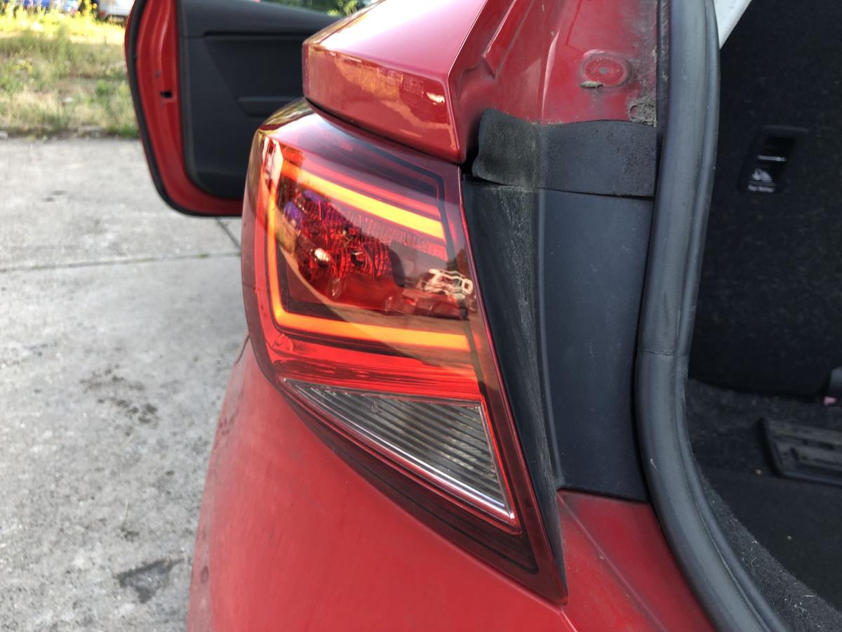 Seat Leon 5F R&uuml;ckleuchte au&szlig;en links R&uuml;cklicht R&uuml;ckleuchte LED Au&szlig;enecke