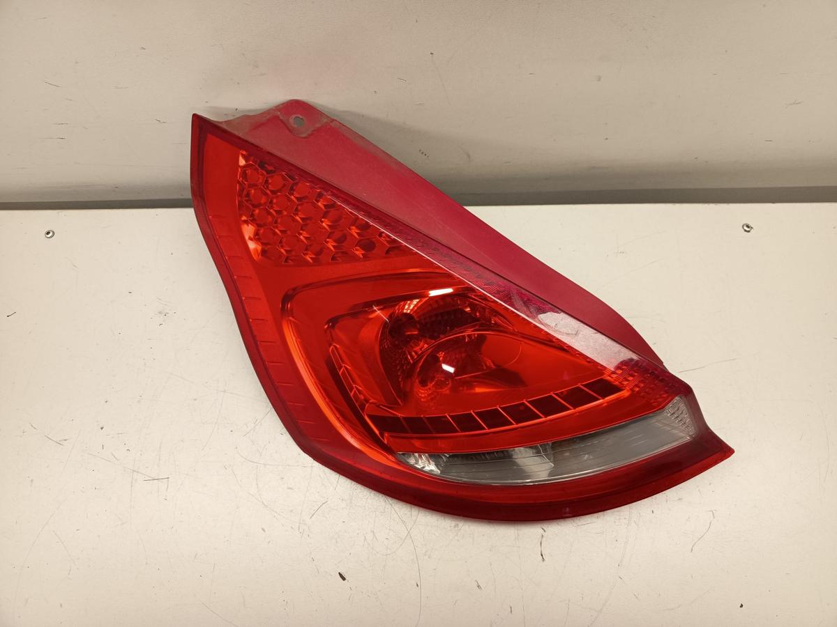 Ford Fiesta Mk7 original R&uuml;ckleuchte links Heck/Schluss/Licht Bj 2011