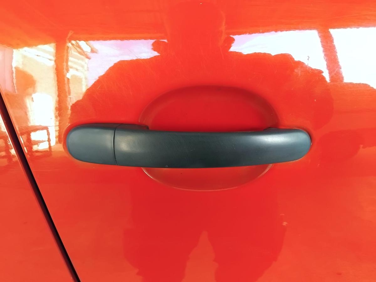 VW Golf 5 1K T&uuml;r vorn rechts Beifahrert&uuml;r tornadorot LY3D 5t&uuml;rig BJ2004 Flie&szlig;heck