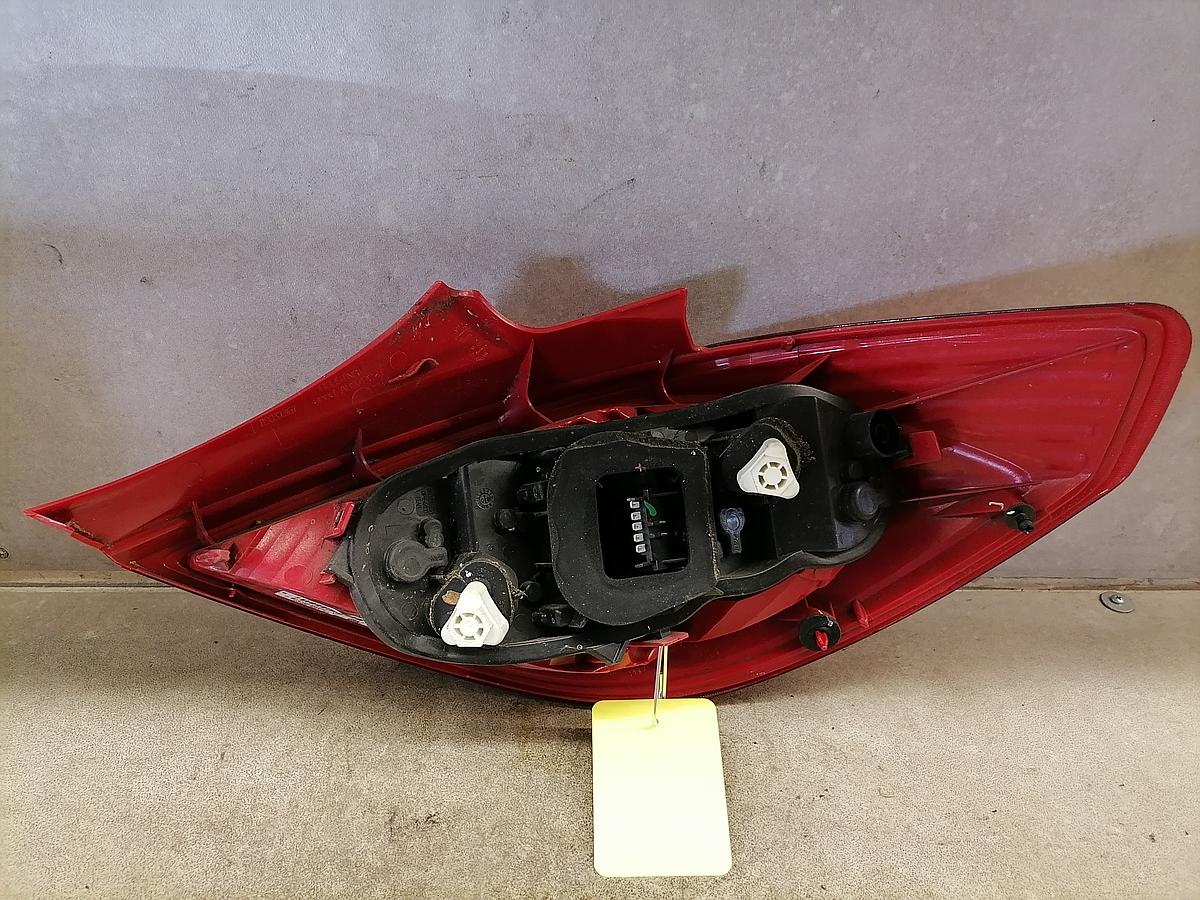 Opel Corsa D Rücklicht BJ09 links Rückleuchte Heckleiuchte 3-türer 13186350 Valeo