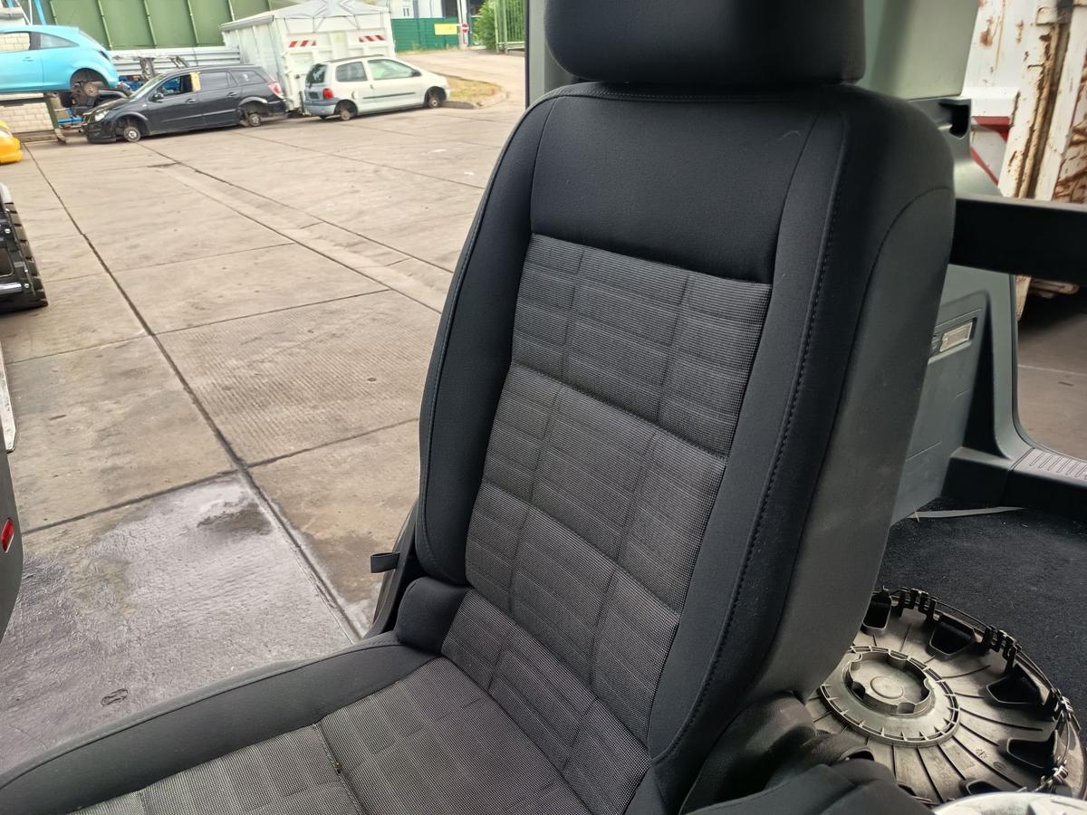 VW Touran 1T original Sitz hinten rechts Fond Reihe 2 Stoff Anthrazit Bj 2006
