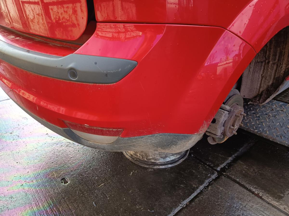 Ford Focus II Flie&szlig;heck original Sto&szlig;stange hinten Colorado Rot Bj 2005