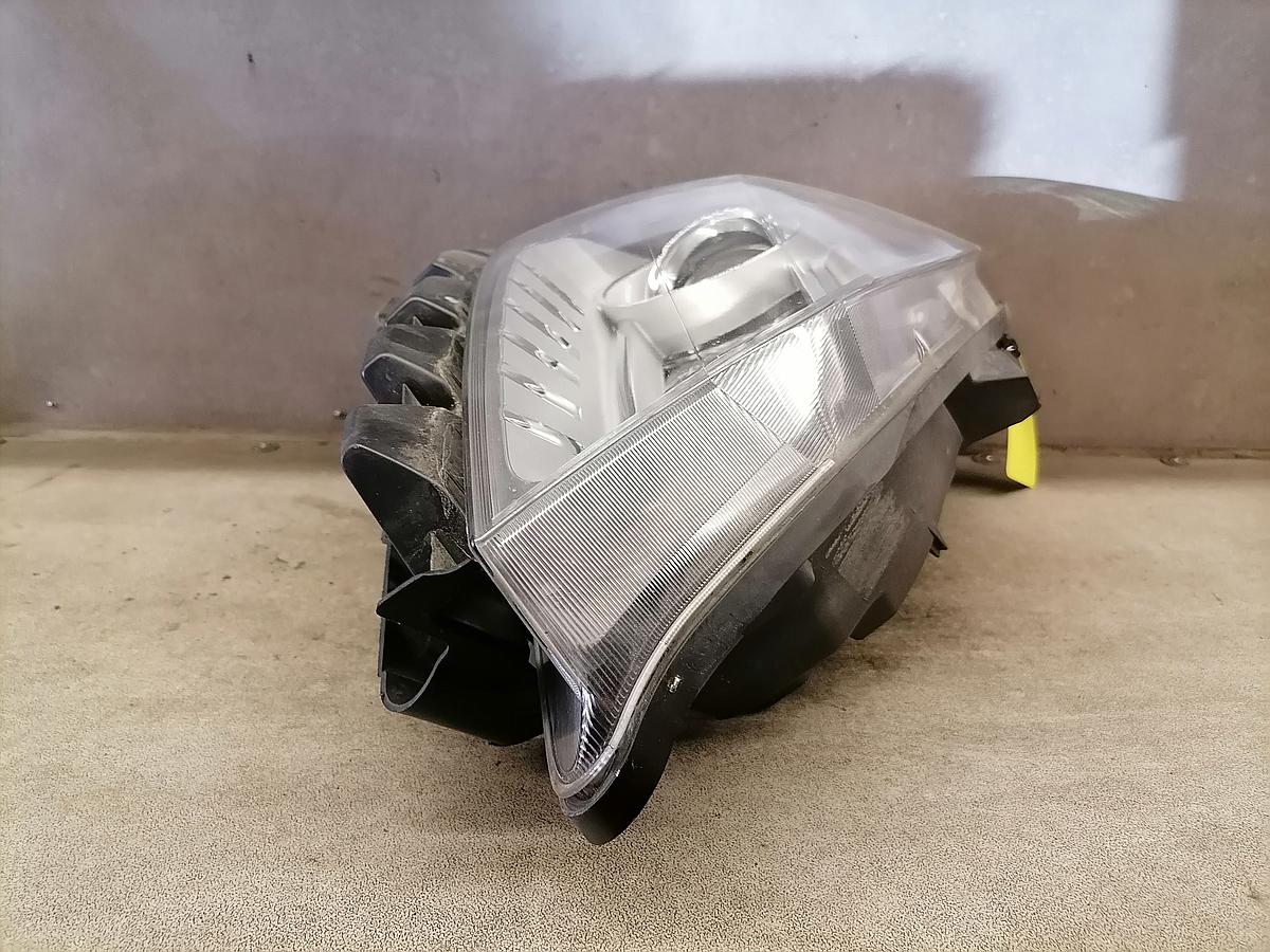 Renault Scenic ll Scheinwerfer vorn rechts Lampe Halogen Hella BJ06-09