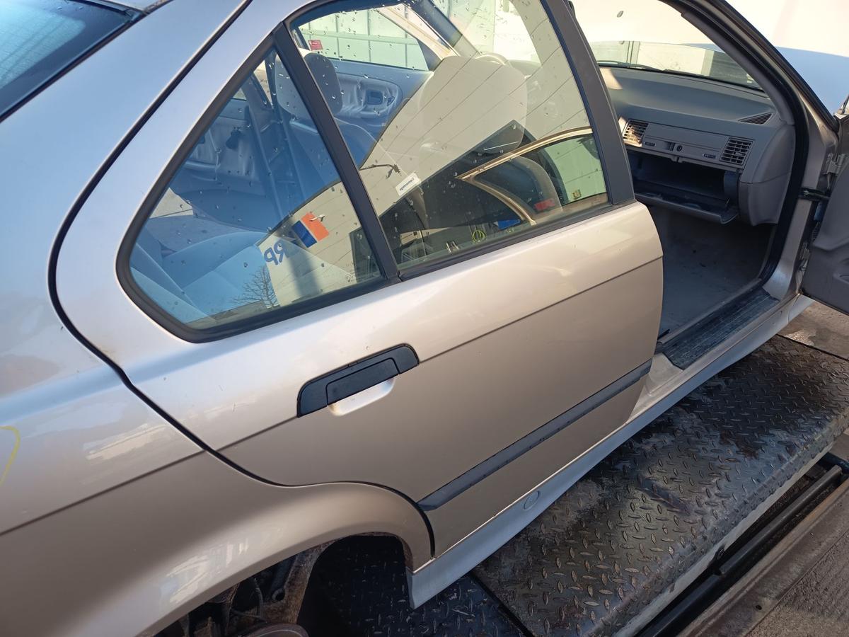 BMW 3er E36 Limousine original T&uuml;r hinten rechts Fond 301 Kaschmirbeige Bj 1992