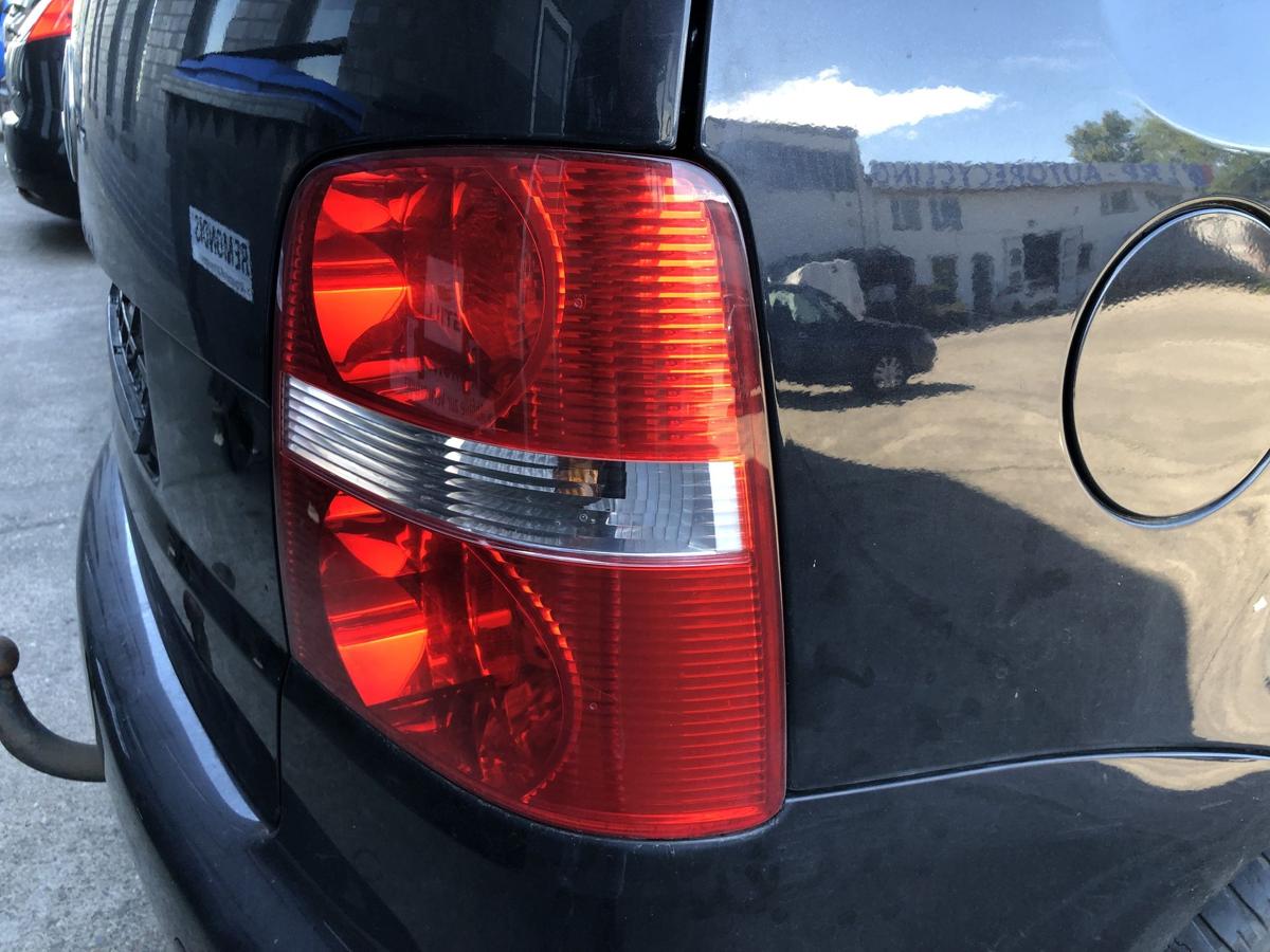 VW Touran 1T 1T1 R&uuml;ckleuchte rechts R&uuml;cklicht Heckleuchte bis 2006