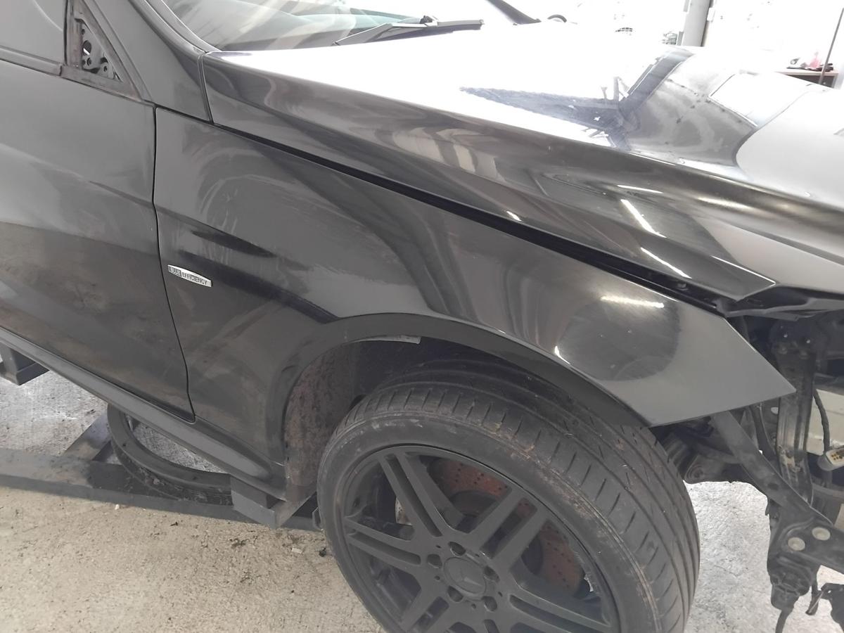 Mercedes E-Klasse Coupe C207 original Kotflügel vorn rechts BJ2009 197 obsidianschwarzmetallic