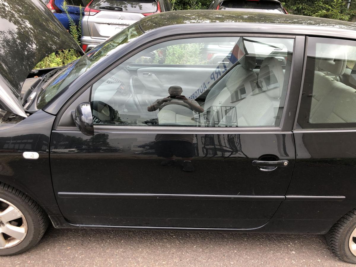 VW Lupo 6X T&uuml;r vorn links Fahrert&uuml;r Rohbau L041 Brillantschwarz f&uuml;r man. FH