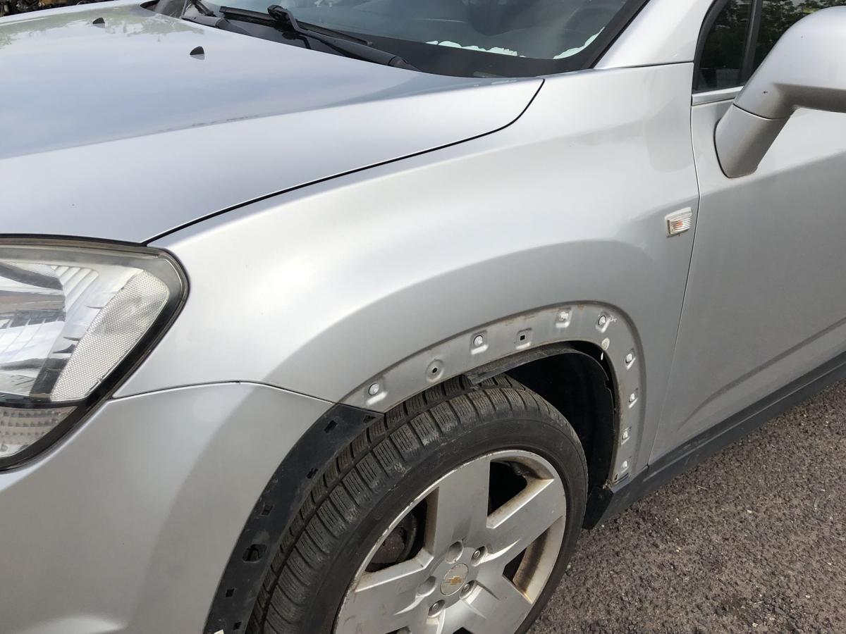 Chevrolet Orlando KL1Y Kotfl&uuml;gel vorn links Fahrerseite GAN Silber
