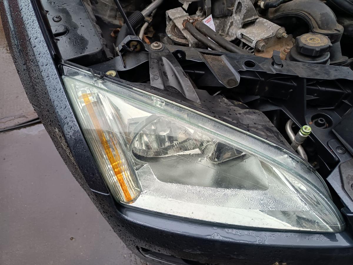 Ford Focus II DA3 original Scheinwerfer rechts Halogen Baujahr 2005