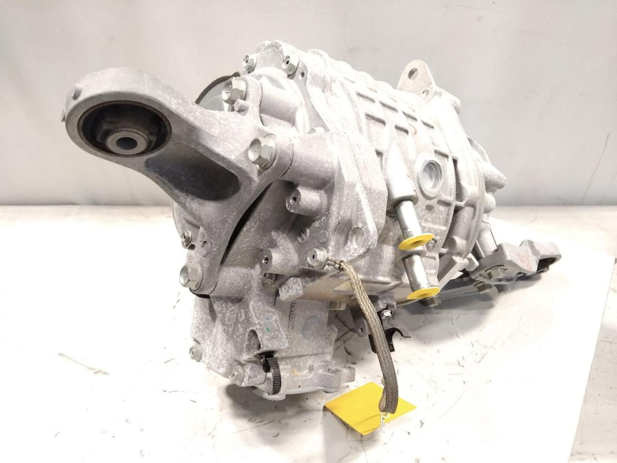 Mitsubishi Eclipse Cross Hybrid Hinterachsantrieb mit Elektromotor 8km Bj.2024