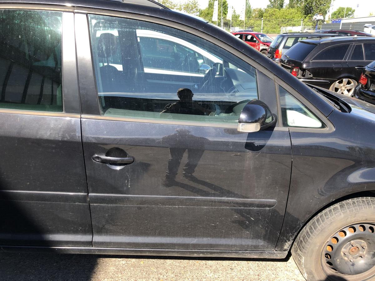 VW Touran 1T 1T1 T&uuml;r vorn rechts Beifahrert&uuml;r im Rohbau LC9Z Black Magic Perl