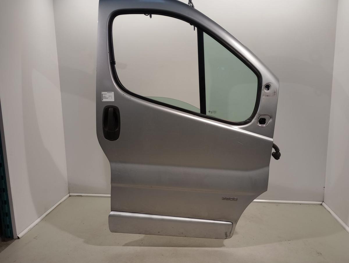 Opel Vivaro A original T&uuml;r vorn rechts Beifahrer Starsilber Bj 2003