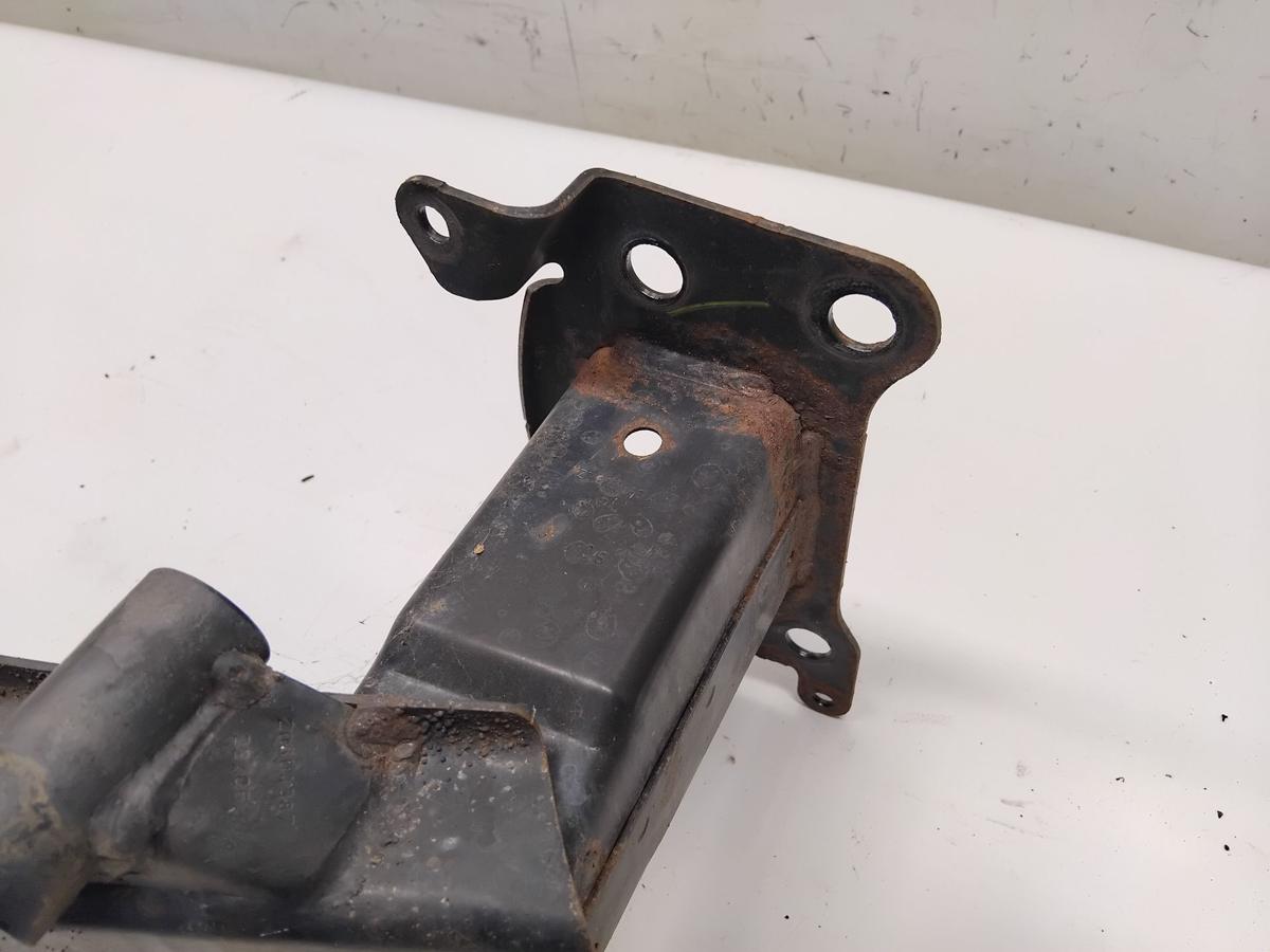 Skoda Octavia 1Z original Tr&auml;ger Verst&auml;rkung Sto&szlig;f&auml;nger Sto&szlig;stange vorn BJ2006