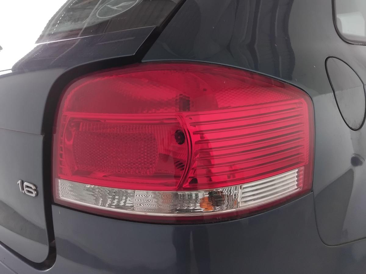 Audi A3 8P 3-t&uuml;rig R&uuml;ckleuchte Heckleuchte Schlussleuchte rechts Depo BJ2006