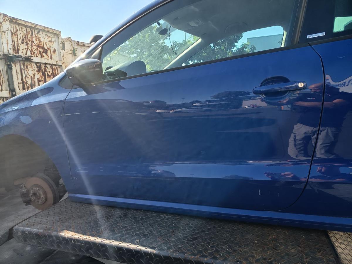 VW Polo 6R orig Tür links 3türer Fahrertür LD5E Blau Bj 2011