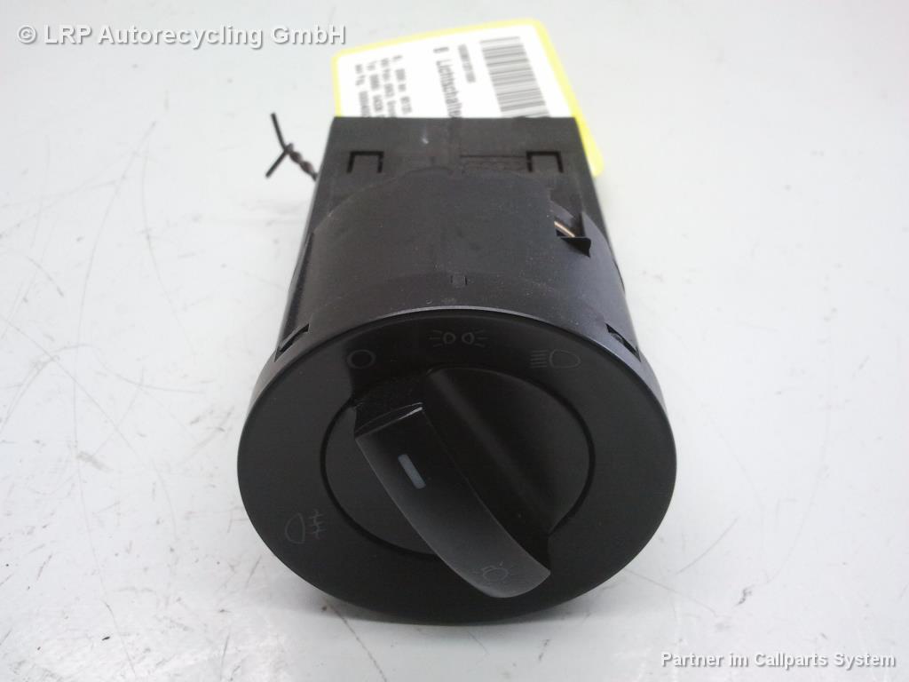 VW Polo 9N3 BJ2006 Lichtschalter ohne Nebelscheinwerfer 6Q0941531B