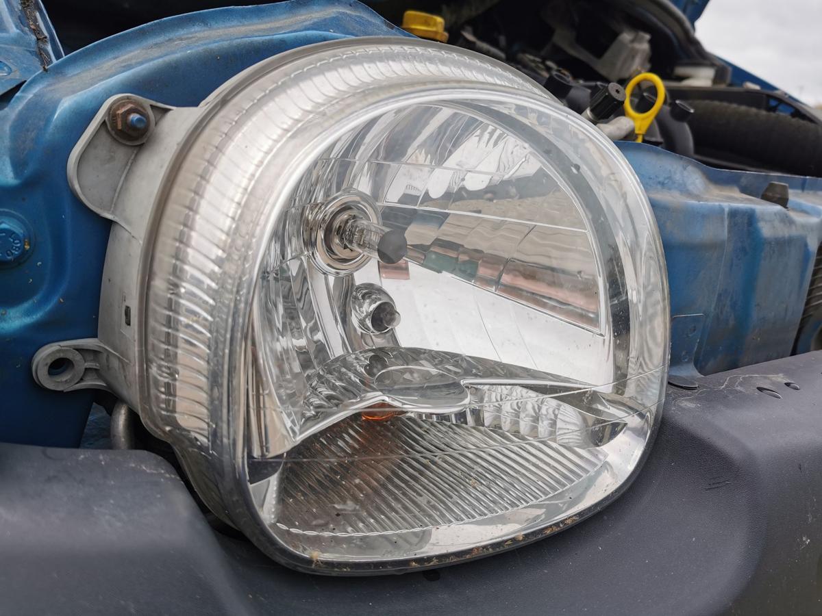 Renault Twingo C06 Scheinwerfer Hauptscheinwerfer Lampe vorn rechts ab Bj 2000