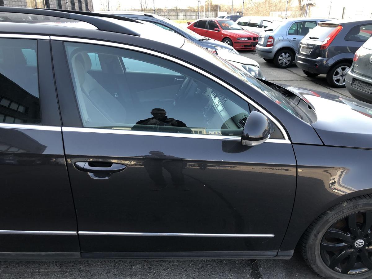 VW Passat 3C B6 Variant T&uuml;r vorn rechts Beifahrert&uuml;r im Rohbau LC8Z Moccabrown