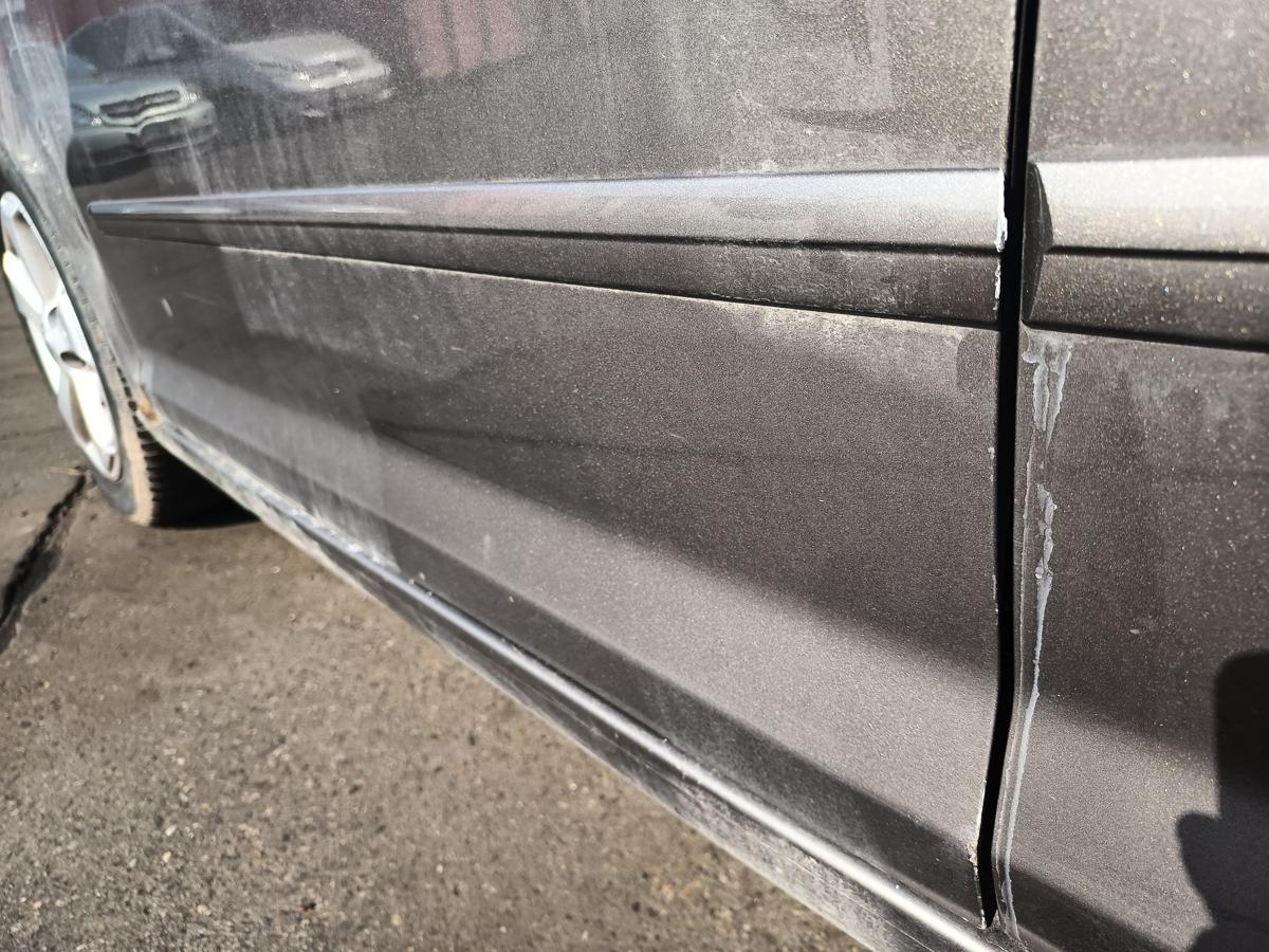 Golf Plus II original T&uuml;r vorn links Fahrer A8X Kaschmirbraun Bj 2009