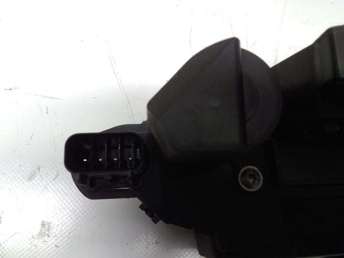 Volvo V70 III original Türschloß vorn rechts mit Zentralverriegelung Bj.2010