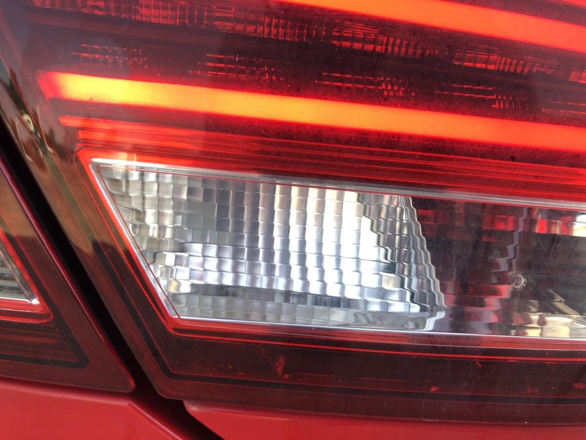 Seat Leon 5F R&uuml;ckleuchte innen links Heckklappenteil LED Heckleuchte R&uuml;cklicht