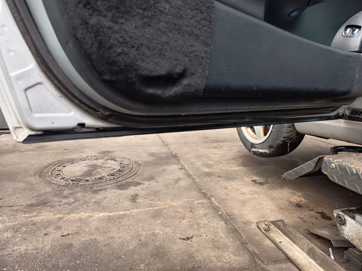 Mercedes CL203 original T&uuml;r links Fahrer 775 Iridiumsilber Bj 2006