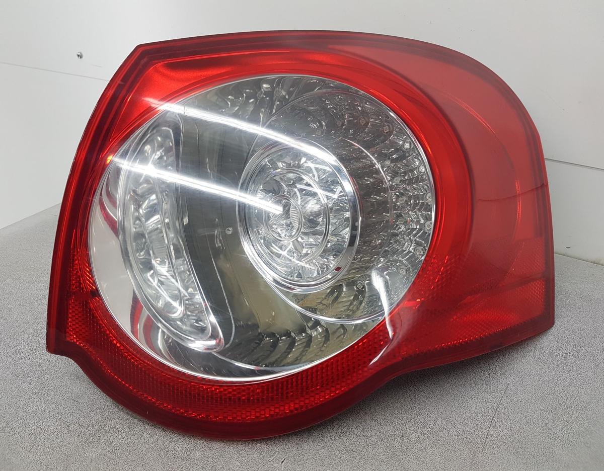 VW Passat 3C Rückleuchte Rücklicht außen rechts 3C9945096N Bj07 Kombi LED