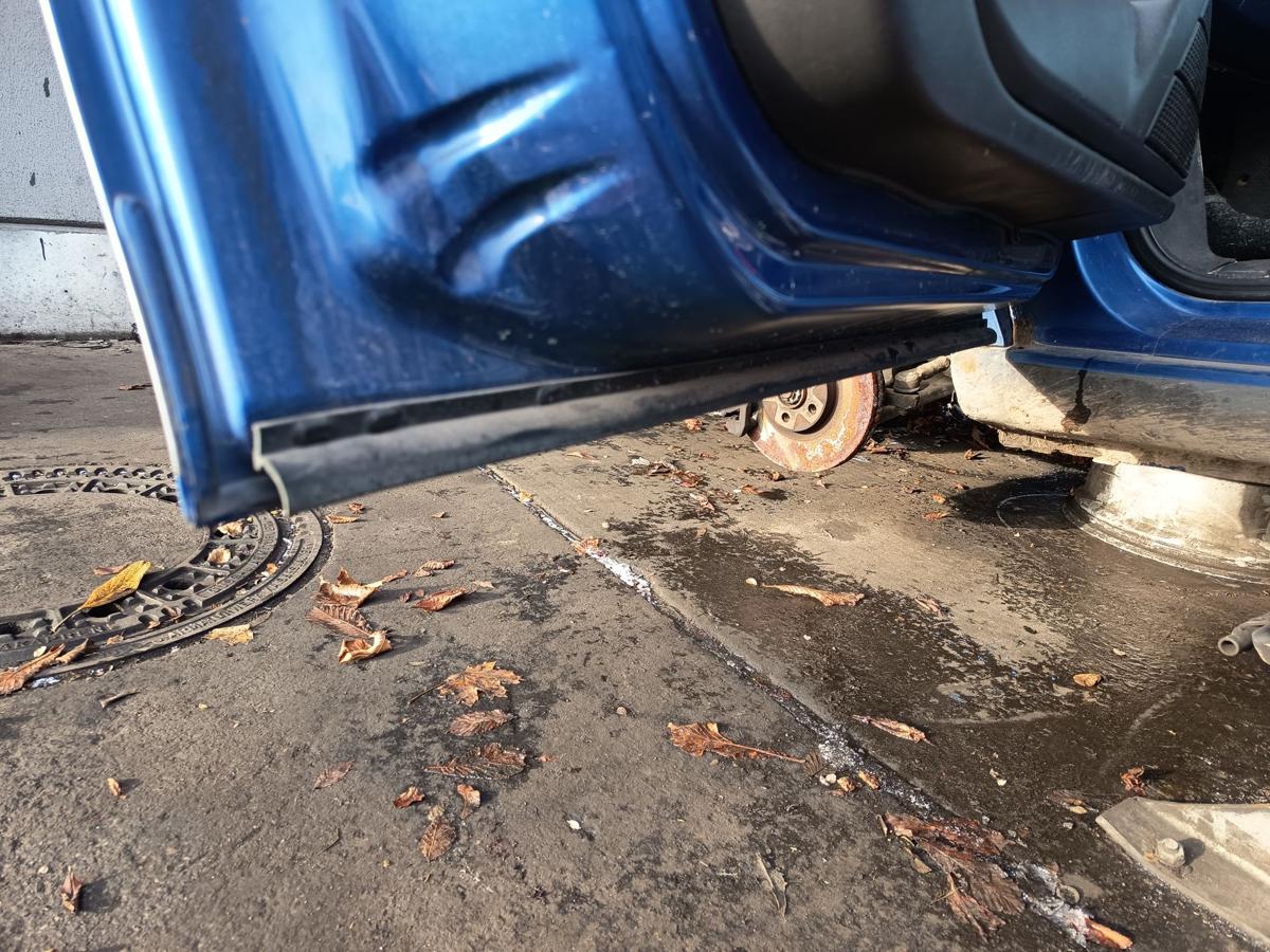 Fiat Ulysse II original T&uuml;r vorn links Fahrer Imperialblau Bj 2006