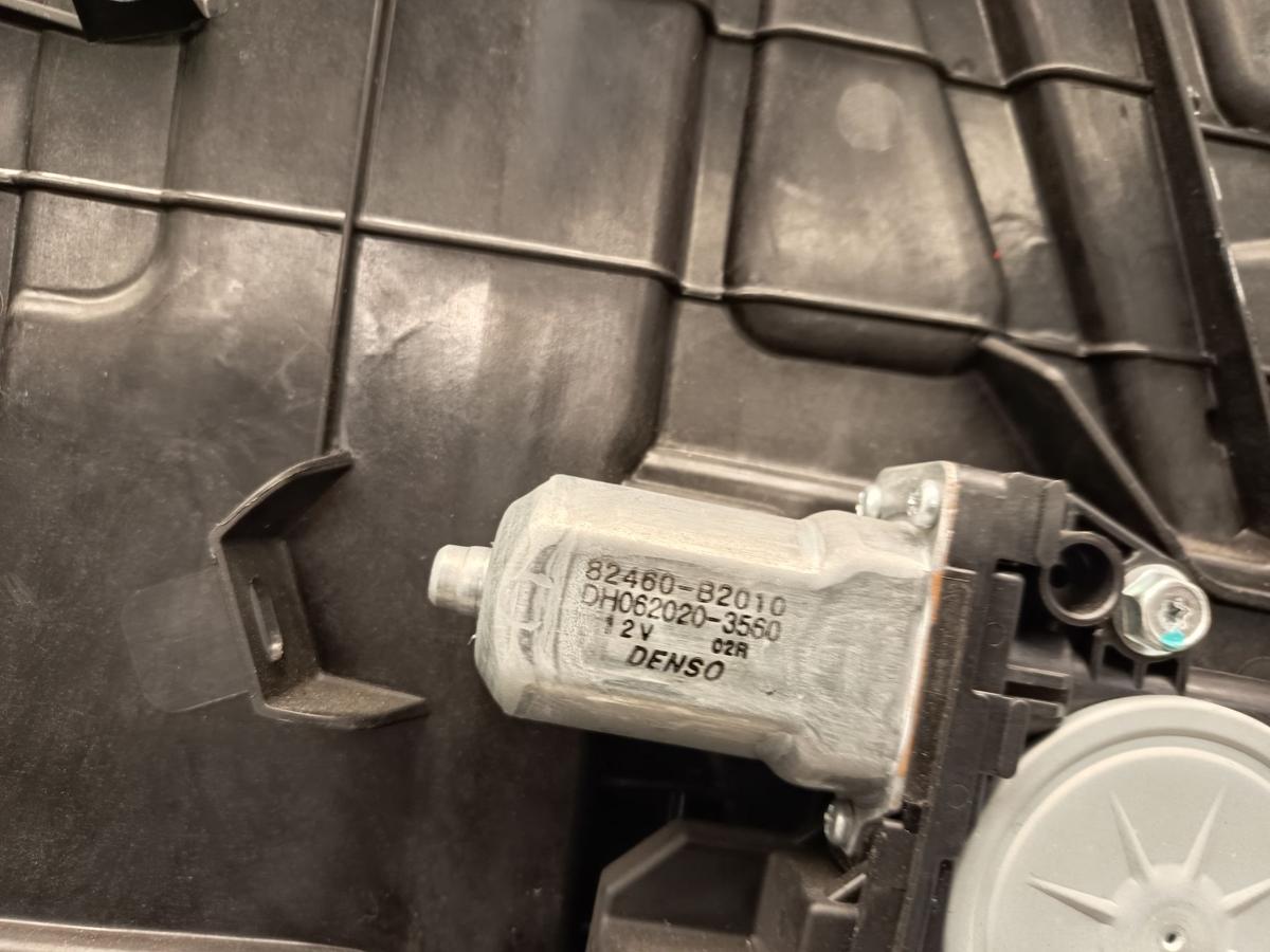 Kia Soul II Fensterheber mit Motor vorn rechts Fahrerseite Baujahr 2014