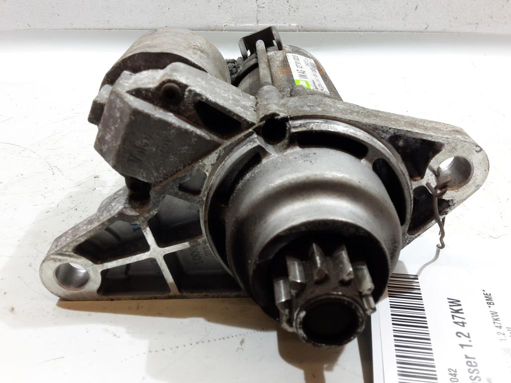 VW Polo 9n3 BJ 2006 Anlasser Starter 1.2 47KW 02T911023S Valeo