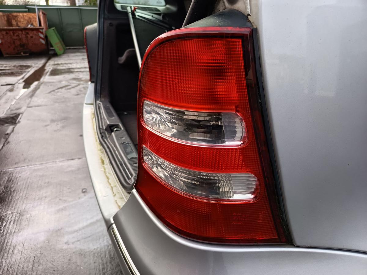 Mercedes W168 Mopf original R&uuml;ckleuchte rechts Heck Schluss Licht Bj 2001