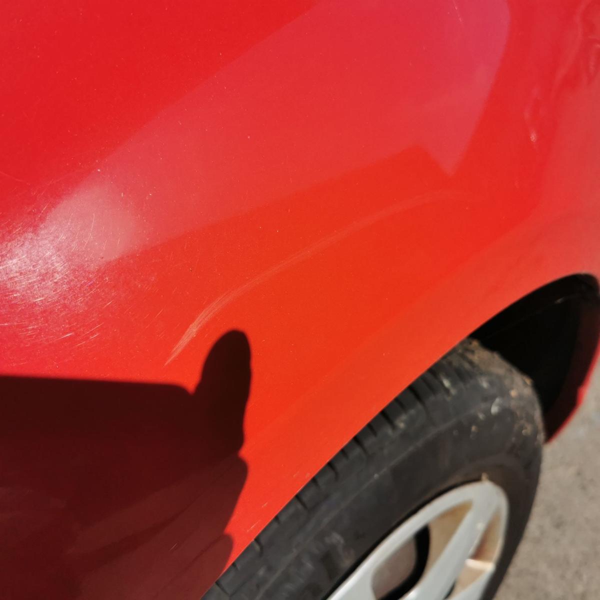 Dacia Sandero BS0 Kotflügel Fender Seitenwand vorn rechts OV21D RED PASSION