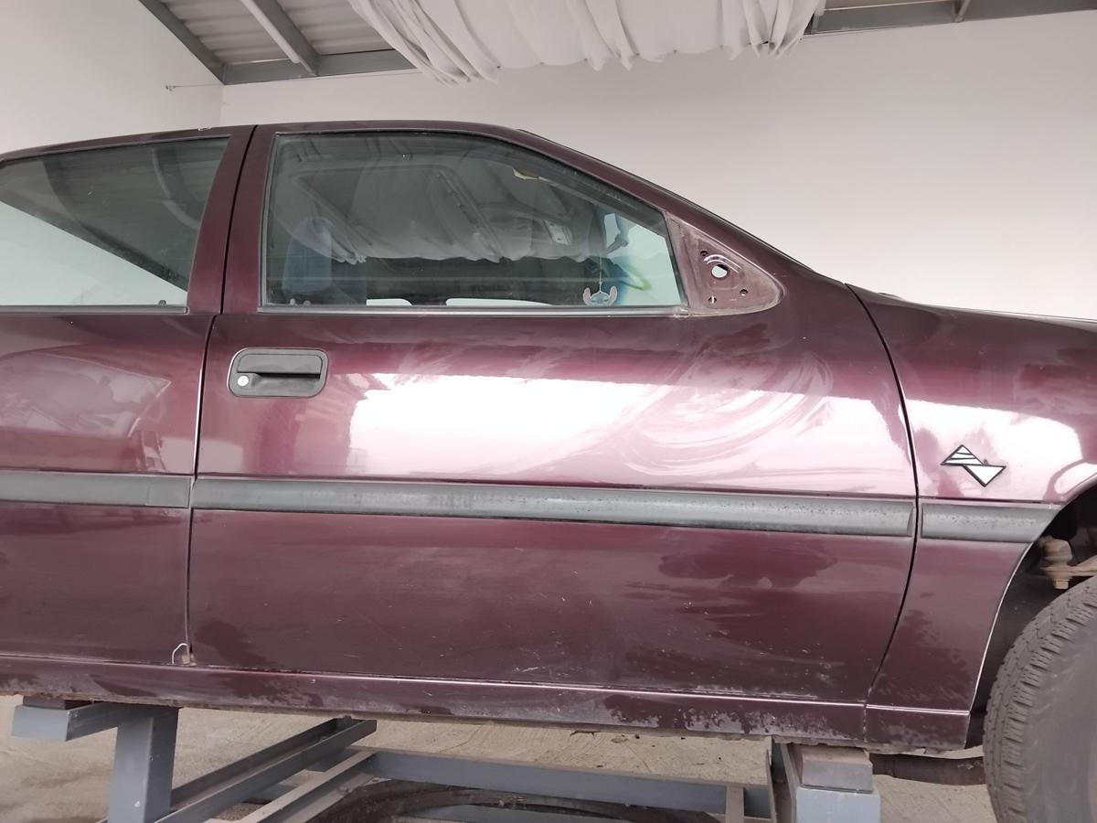 Opel Vectra A Tür vorn rechts Beifahrertür rotbraunmetallic 69L riojarot BJ1994