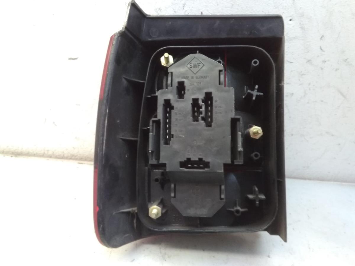 VW Passat 35i Variant R&uuml;ckleuchte Heckleuchte rechts Facelift BJ1995