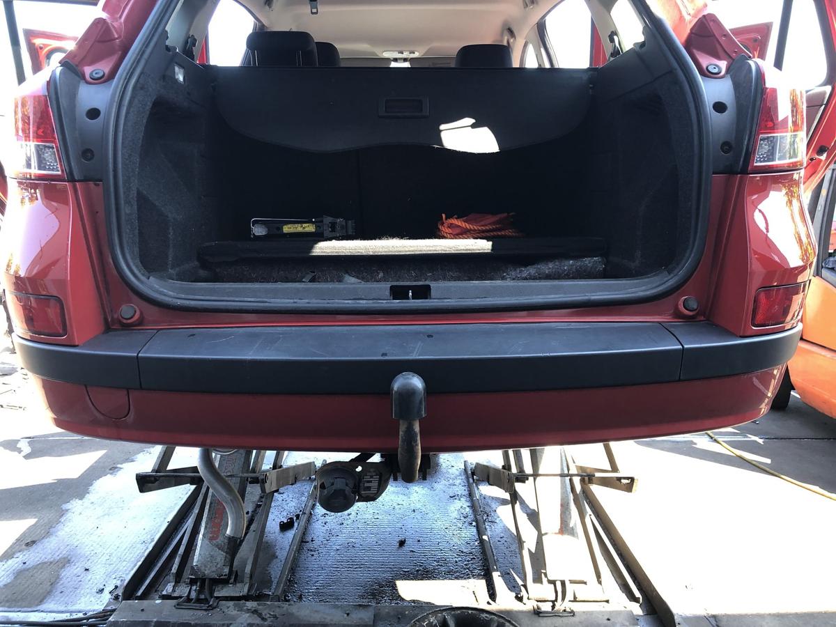 Renault Clio III Grandtour orig Stoßstange Fänger hinten 727 Spanischrot Bj 08