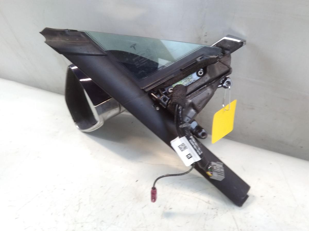 Tesla Model S original Aussenspiegel links elektrisch 1041321-00-H BJ2014 13pol