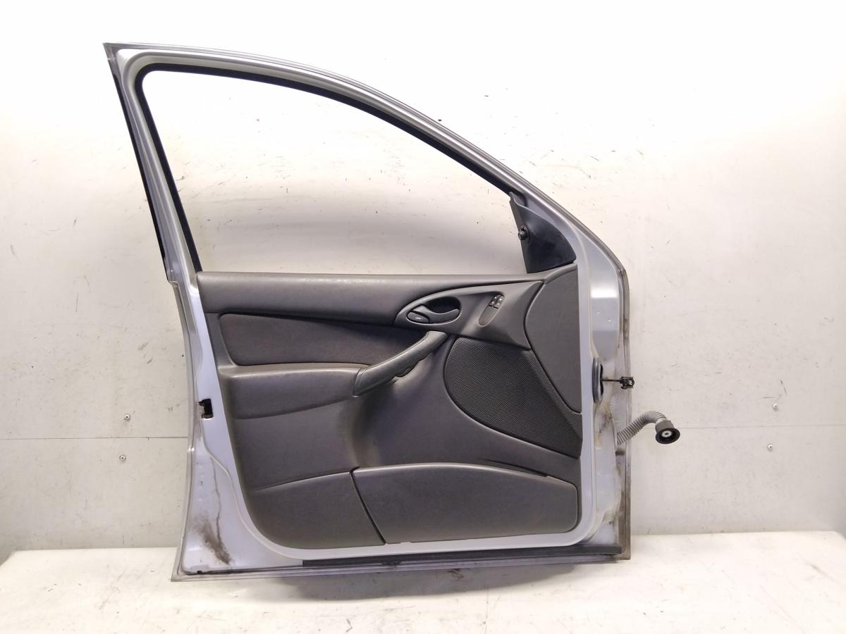 Ford Focus 1 T&uuml;r vorn links Fahrert&uuml;r Polar-Silber Metallic 4-und 5-t&uuml;rig BJ2003