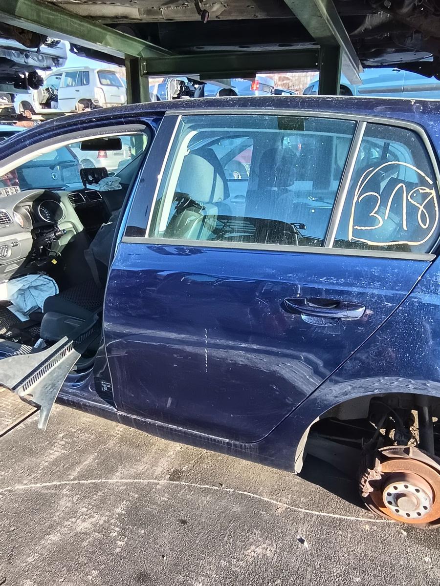 VW Golf VI 6 Limo orig T&uuml;r hinten links 5t&uuml;rer Fahrerseite LD5Q Blau Bj 2009