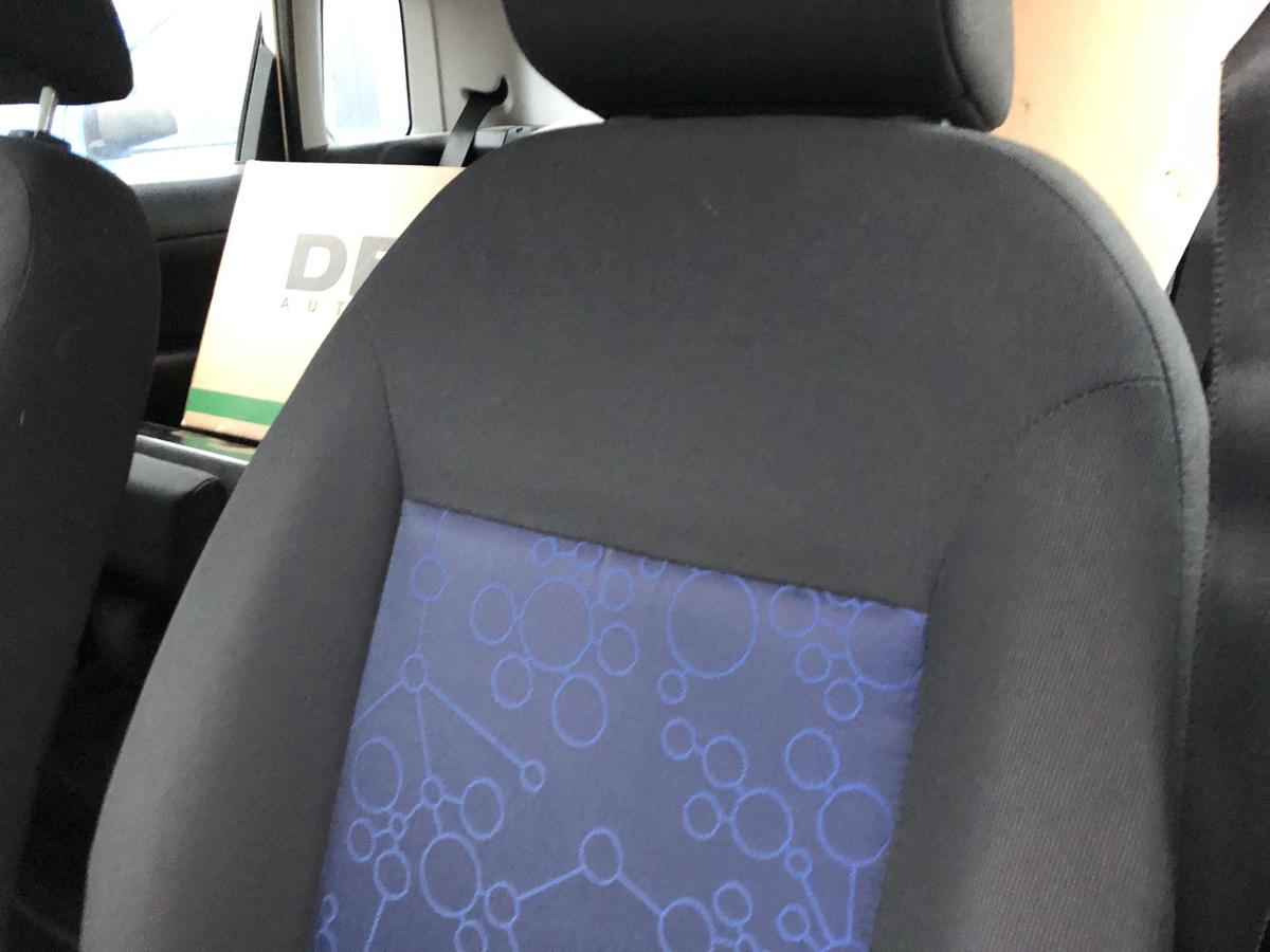 Ford Fiesta JD3 JH1 ab05 Sitz vorne links Fahrersitz 5t&uuml;rer Stoffbezug