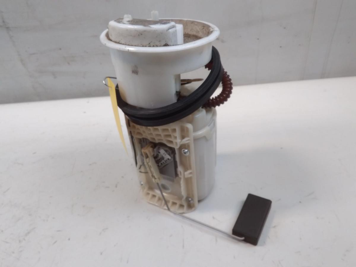 Skoda Fabia 2 5J original Kraftstoffpumpe Innentankpumpe 1.2 51kW BJ2009