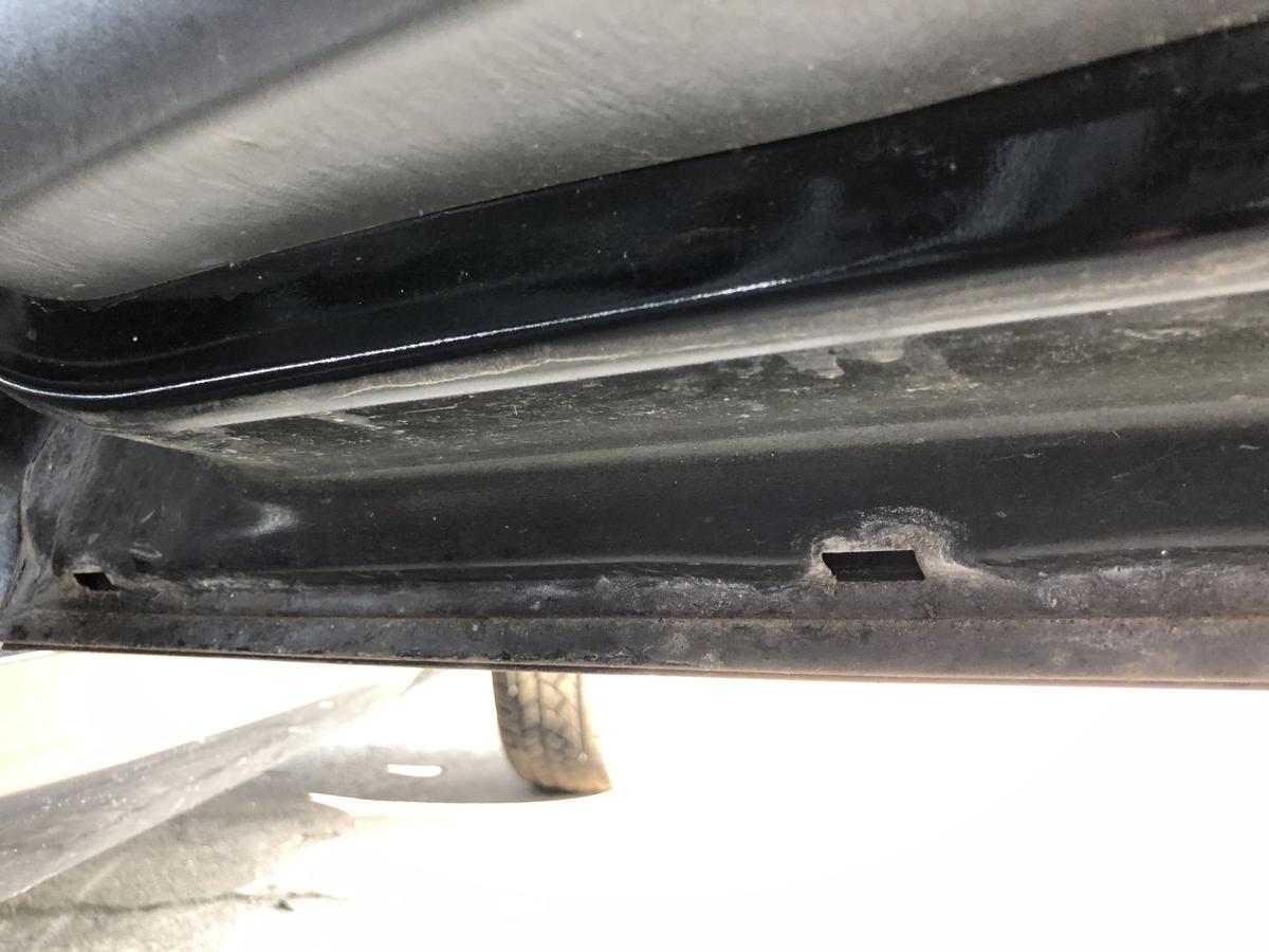 Mazda Tribute EP ab 2004 Tür hinten rechts Fondtür Rohbau schwarz Anrostungen