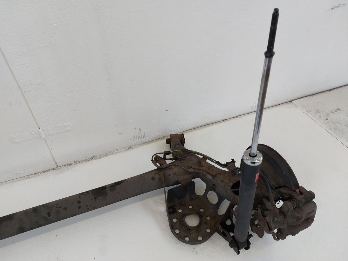 Toyota IQ Typ AJ Hinterachse Achse hinten Achsk&ouml;rper mit Schiebenbremse